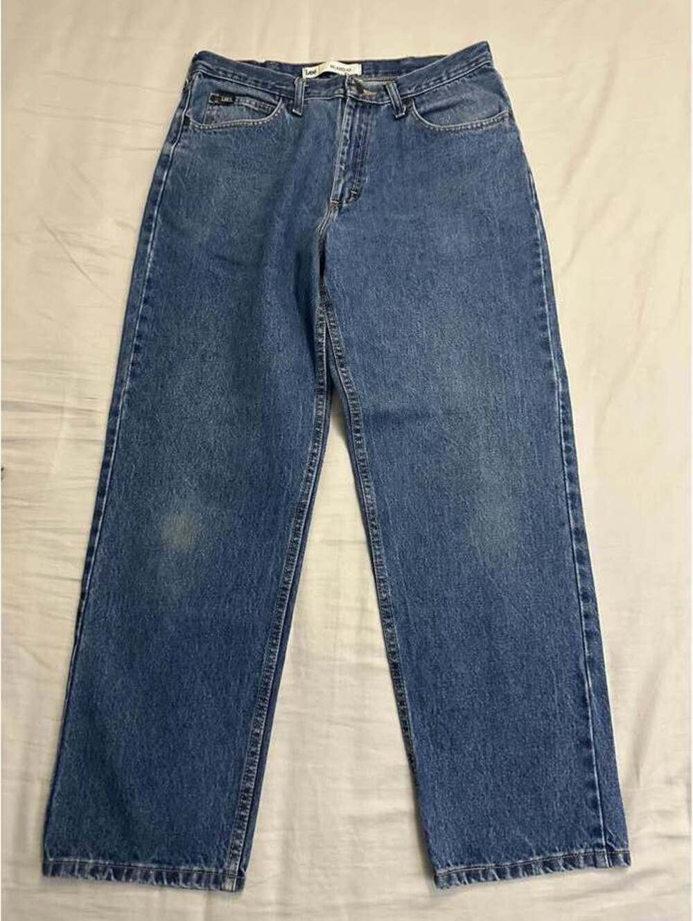Vintage Lee Ralaxed Fit Jeans Mens Size 34 x 32
Used Like New $25